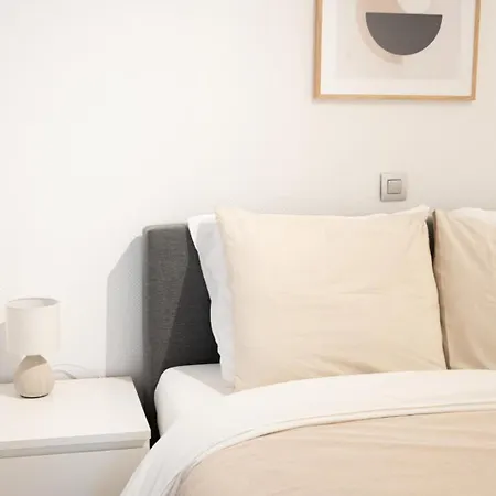 Maritim - Zijdelings Zeezicht Op 10m En Zee * Knokke-Heist